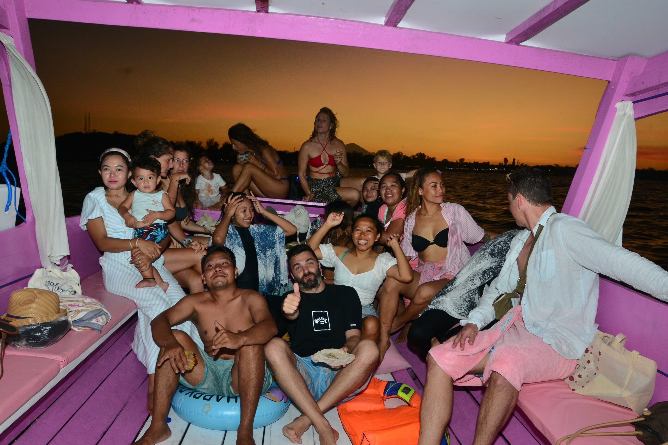 pinkboattours2